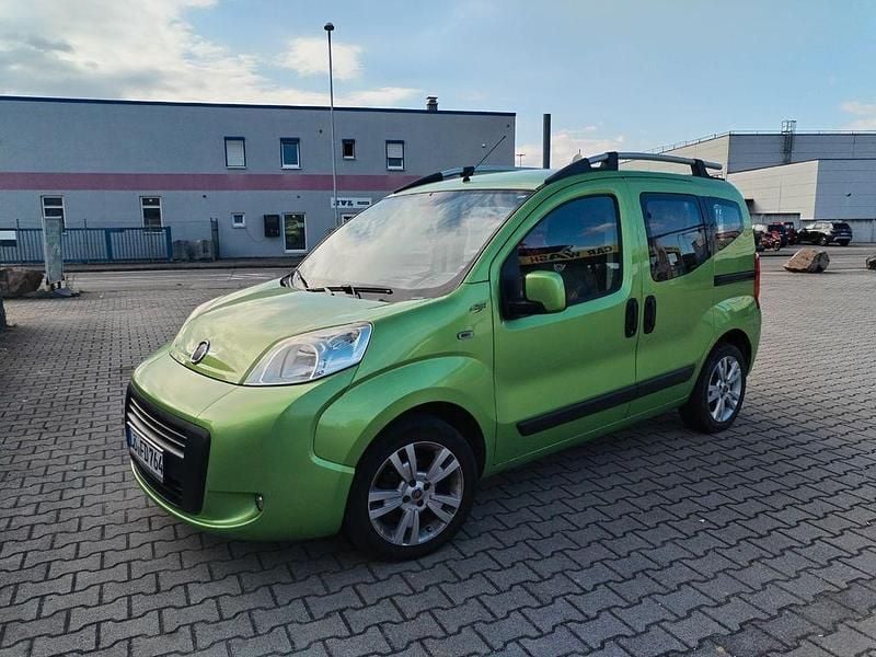 Grün Gebraucht 2009 Fiat Fiorino Van / Kleinbus | 4.500 € - Bild 1/4