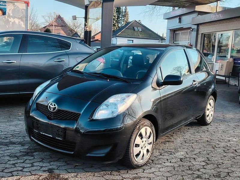 Schwarz Gebraucht 2010 Toyota Yaris Cool Kleinwagen | 2.550 € (Fairer Preis) - Bild 1/4