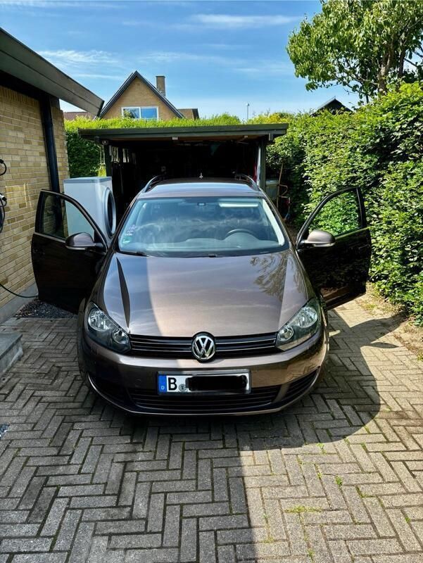 Braun Gebraucht 2012 VW Golf VI Kombi | 3.700 € (Guter Preis) - Bild 1/4