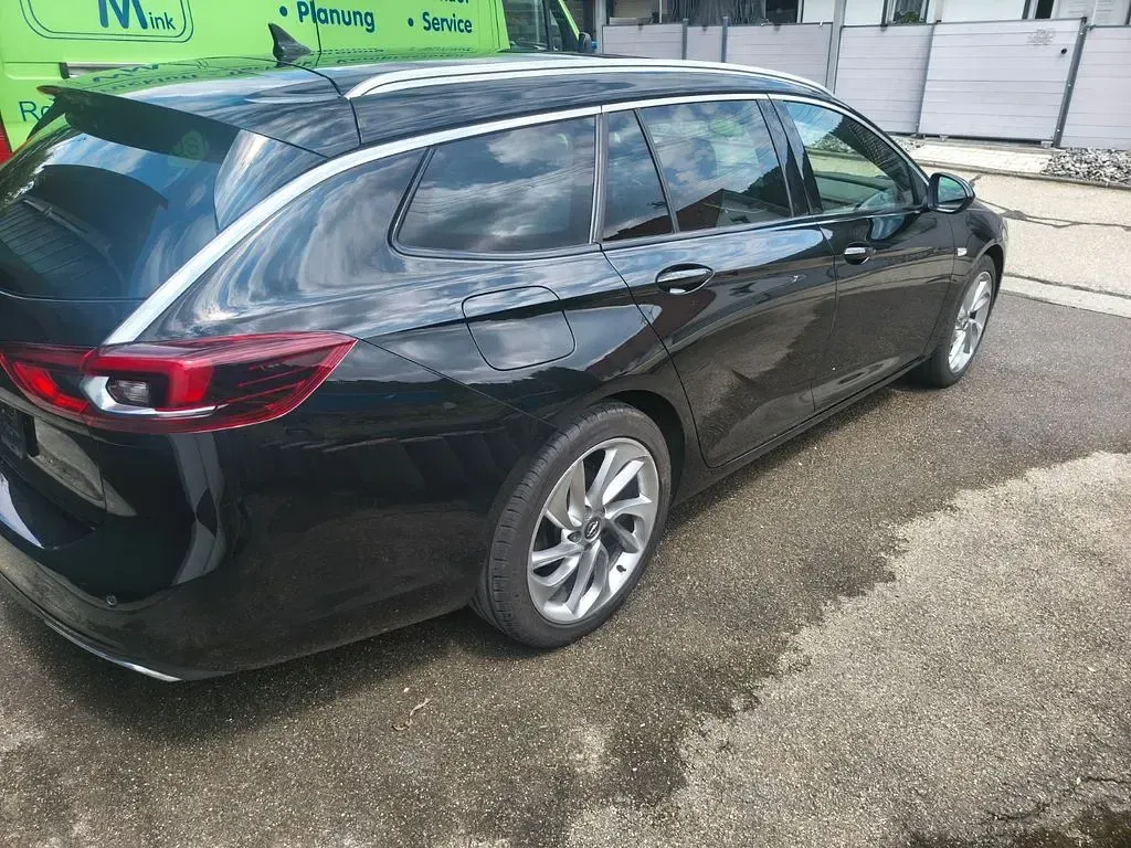 Gebraucht Opel Insignia Elegance 174 PS (127 kW) 2021 Schwarz Kombi