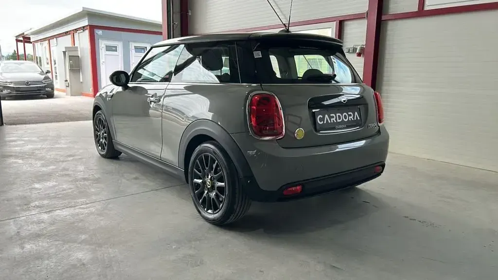 Gebraucht Mini Cooper SE 135 kW (184 PS) 2022 Grau Kleinwagen