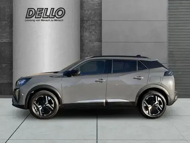 Gebraucht Peugeot 2008 Allure 131 PS (96 kW) 2025 Grau/typ aussenverkleidung met SUV
