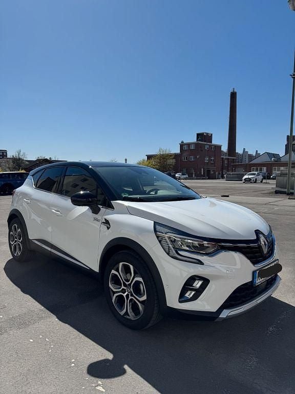 Gebraucht Renault Captur Intens 154 PS (113 kW) 2020 Weiß SUV