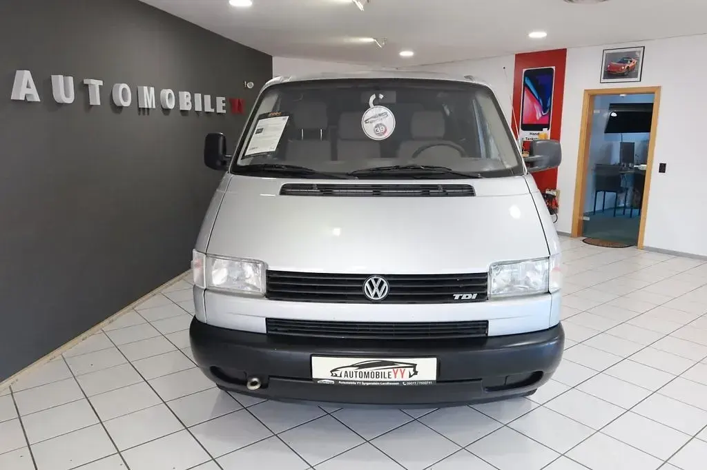 Second-hand VW Caravelle 102 CP (75 kW) 2003 Argintiu Van