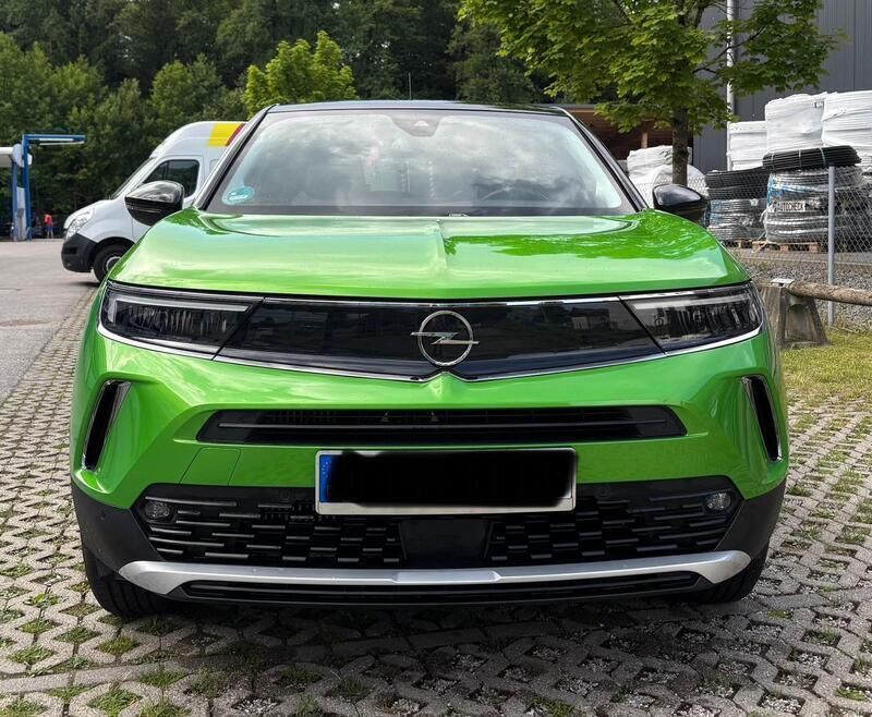 Grün Gebraucht 2023 Opel Mokka Elegance SUV | 21.499 € (Guter Preis) - Bild 1/4