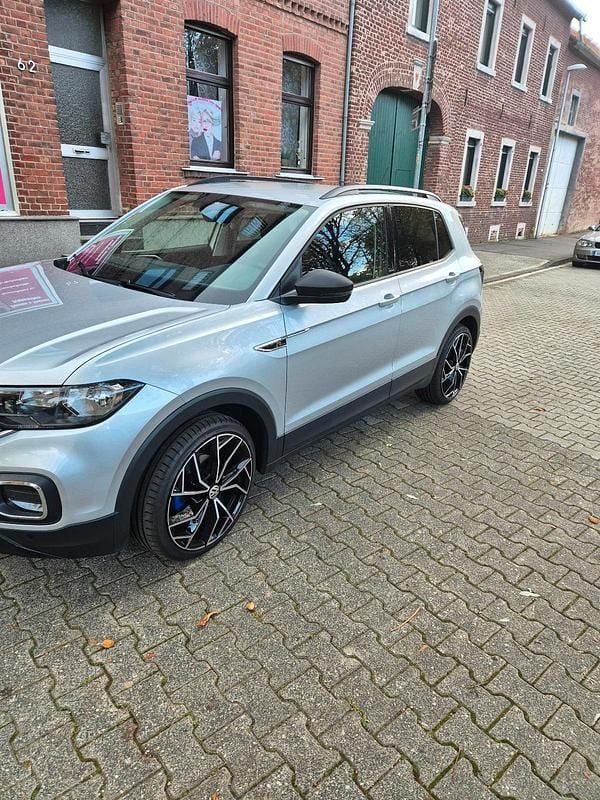 Silber Gebraucht 2023 VW T-Cross SUV | 18.000 € (Superpreis) - Bild 1/4