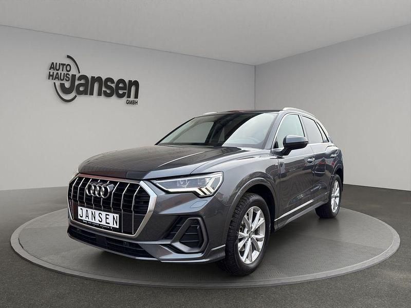 Grau Gebraucht 2019 Audi Q3 S-Line SUV | 23.990 € (Superpreis) - Bild 1/4