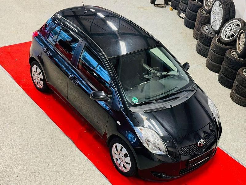 Gebraucht Toyota Yaris Sol 87 PS (63 kW) 2007 Schwarz Limousine