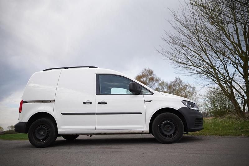 Gebraucht VW Caddy 75 PS (55 kW) 2016 Weiß Van / Kleinbus