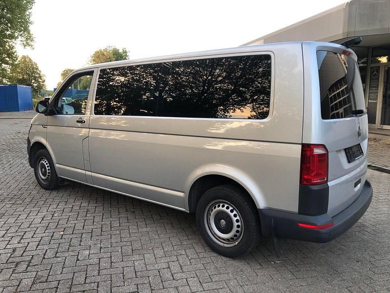 Silber Gebraucht 2016 VW T6 Van | 12.990 € (Superpreis) - Bild 1/4