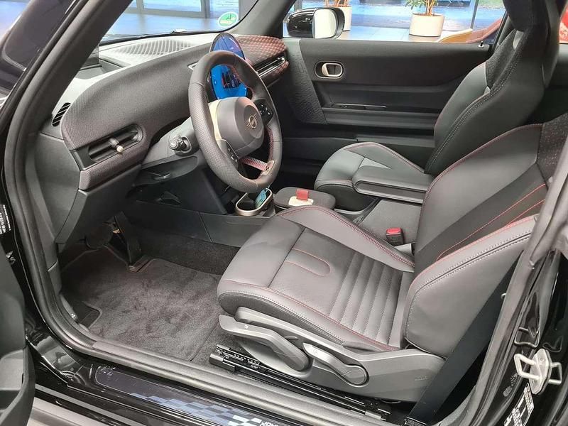 Używany Mini Cooper S 204 KM (150 kW) 2025 Czarny Hatchback