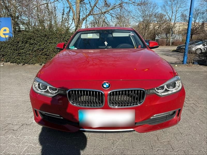 Gebraucht BMW 320 Luxury Line 184 PS (135 kW) 2012 Limousine