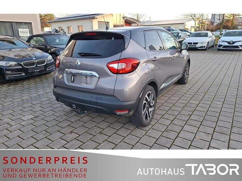 Gebraucht Renault Captur Intens 90 PS (66 kW) 2016 Grau kng + schwarz gne SUV