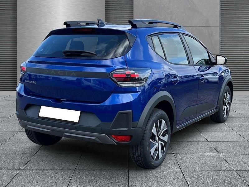 Neu Dacia Sandero Expression 110 PS (80 kW) 2026 Ironblau Kleinwagen