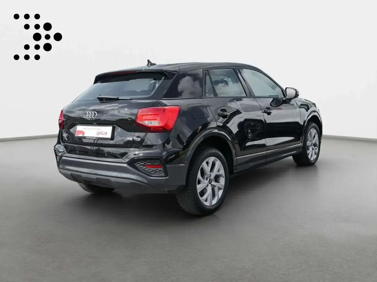 Gebraucht Audi Q2 Advanced Plus 150 PS (110 kW) 2025 Mythosschwarz metallic SUV