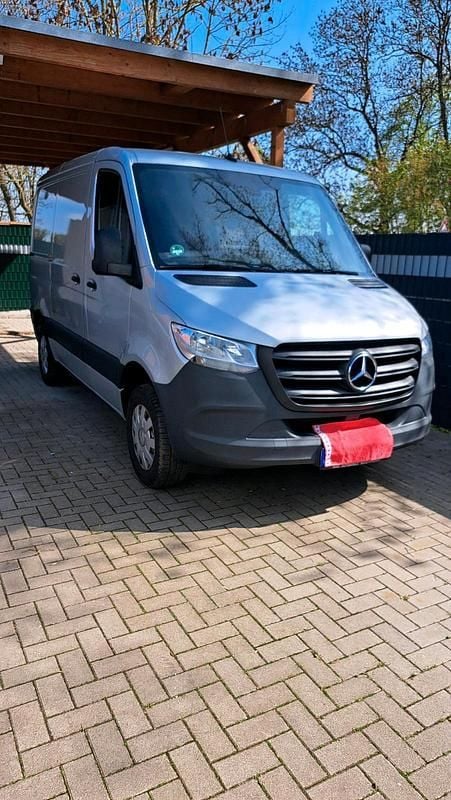 Second-hand Mercedes Sprinter 143 CP (105 kW) 2019 Argintiu Van