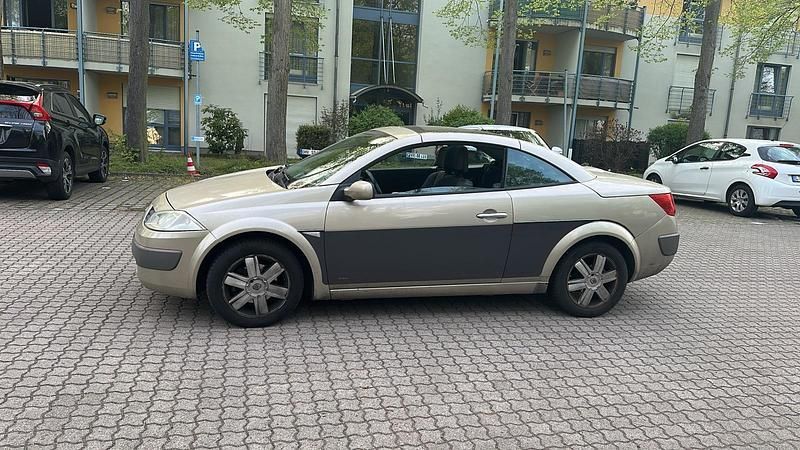 Gold Gebraucht 2005 Renault Mégane Cabriolet Cabrio | 1.500 € (Superpreis) - Bild 1/3