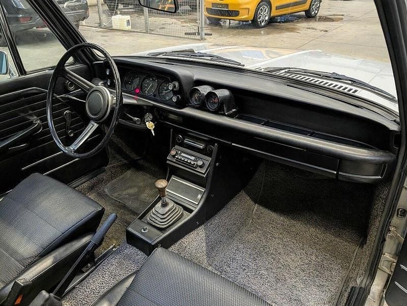 Second-hand BMW 2002 101 CP (74 kW) 1973 Gri Berlinǎ