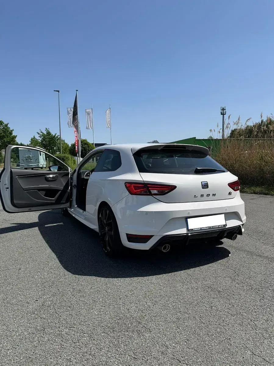 Gebraucht Seat Leon SC FR 140 PS (102 kW) 2014 Weiß Kleinwagen
