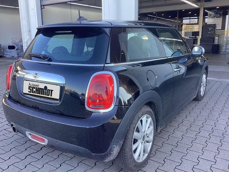 Second-hand Mini Cooper D 116 CP (85 kW) 2014 Negru Hatchback