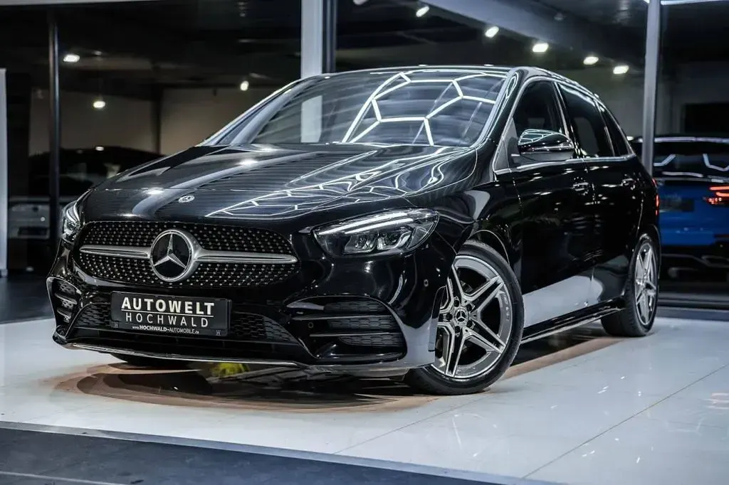 Gebraucht Mercedes B180 AMG line 136 PS (100 kW) 2020 Schwarz Kleinwagen