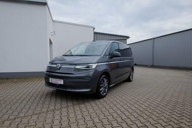 Second-hand VW Multivan Style 150 CP (110 kW) 2023 Gri Monovolum