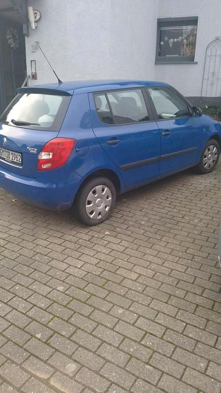 Blau Gebraucht 2008 Skoda Fabia Kleinwagen | 999 € (Superpreis) - Bild 1/4