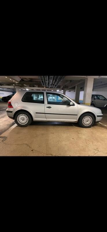 Silber Gebraucht 2000 VW Golf IV Limousine | 900 € (Superpreis) - Bild 1/2