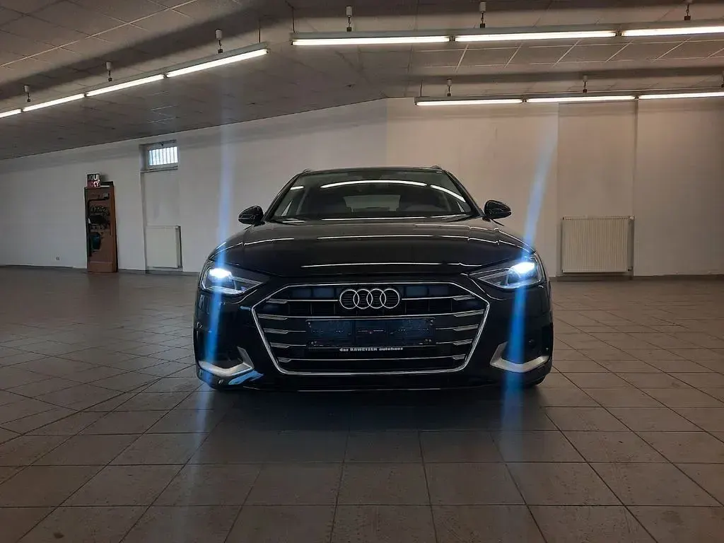 Gebraucht Audi A4 Advanced 190 PS (139 kW) 2020 Schwarz Limousine
