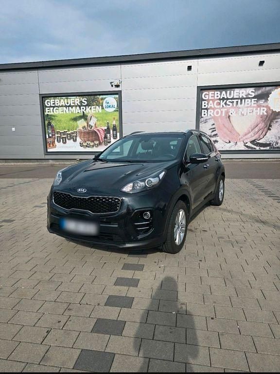 Schwarz Gebraucht 2017 Kia Sportage DREAM-TEAM Edition SUV | 13.999 € (Fairer Preis) - Bild 1/4