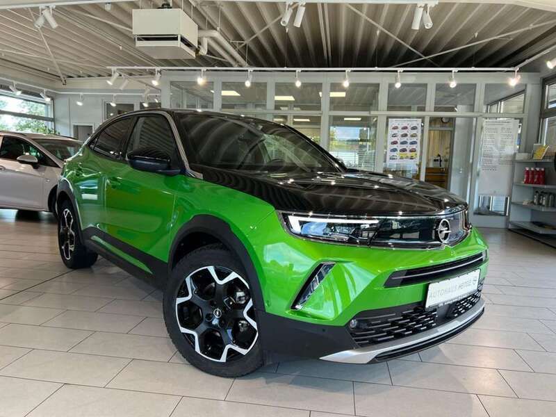 Matcha green/ikone gruen Gebraucht 2021 Opel Mokka-e Ultimate SUV | 20.990 € (Etwas zu teuer) - Bild 1/4