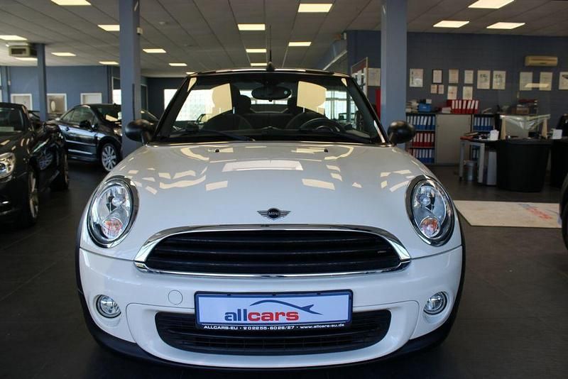Gebraucht Mini One Cabriolet 98 PS (72 kW) 2015 Weiß Cabrio