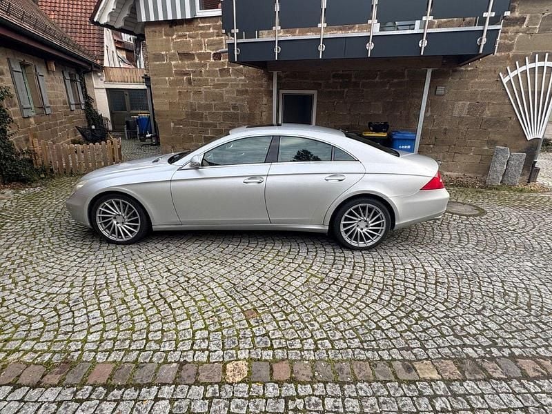 Gebraucht Mercedes CLS350 272 PS (200 kW) 2005 Silber Coupé