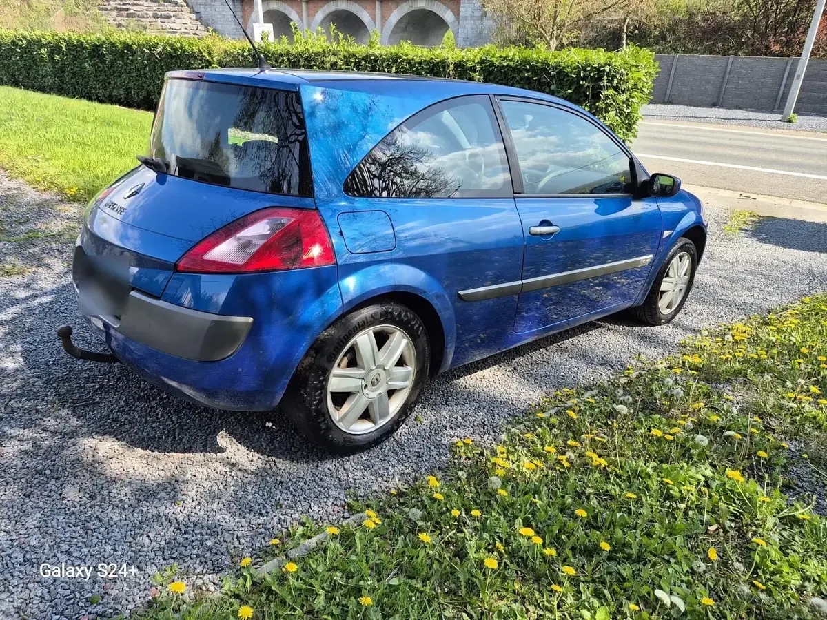 Gebraucht Renault Mégane 98 PS (72 kW) 2005 Blau