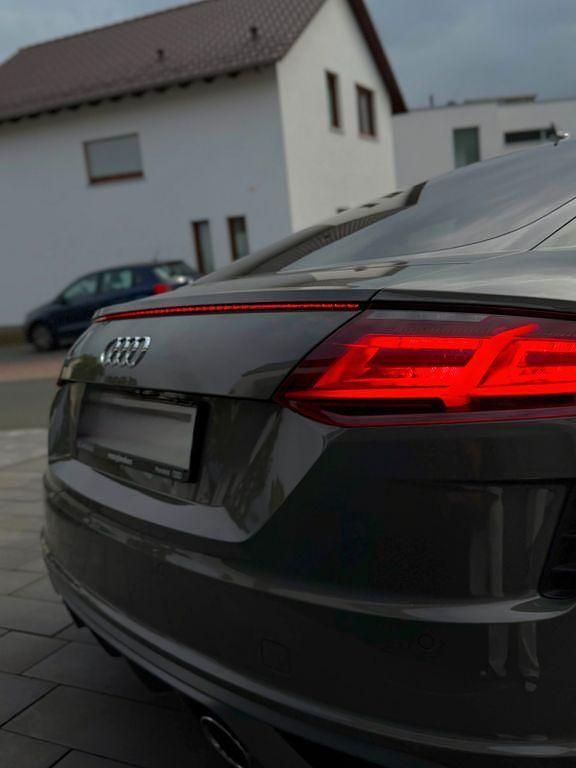 Gebraucht Audi TT S-Line 245 PS (180 kW) 2021 Grau Coupé