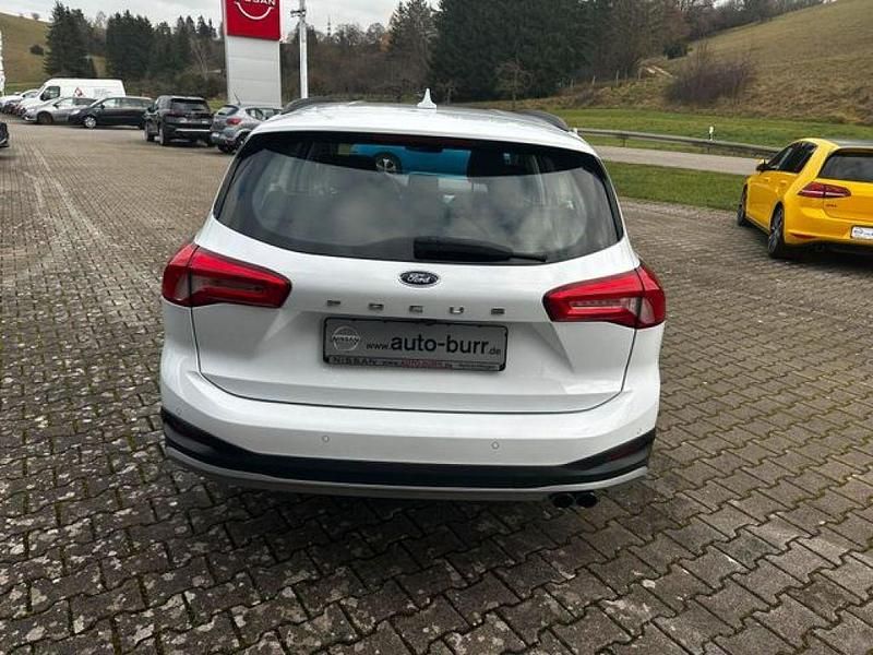 Gebraucht Ford Focus Active 125 PS (91 kW) 2018 Frost weis Kombi