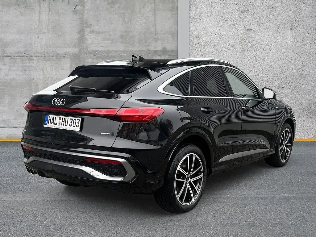 Gebraucht Audi Q5 Sportback Ambiente 204 PS (150 kW) 2025 Außenfarbe: SUV