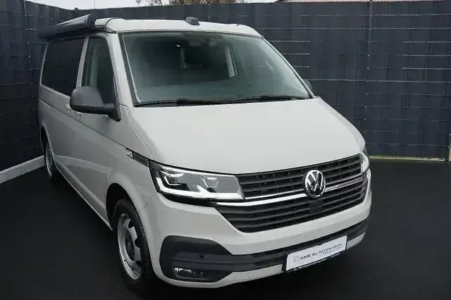 Gebraucht VW California Beach 150 PS (110 kW) 2024 Grau Van