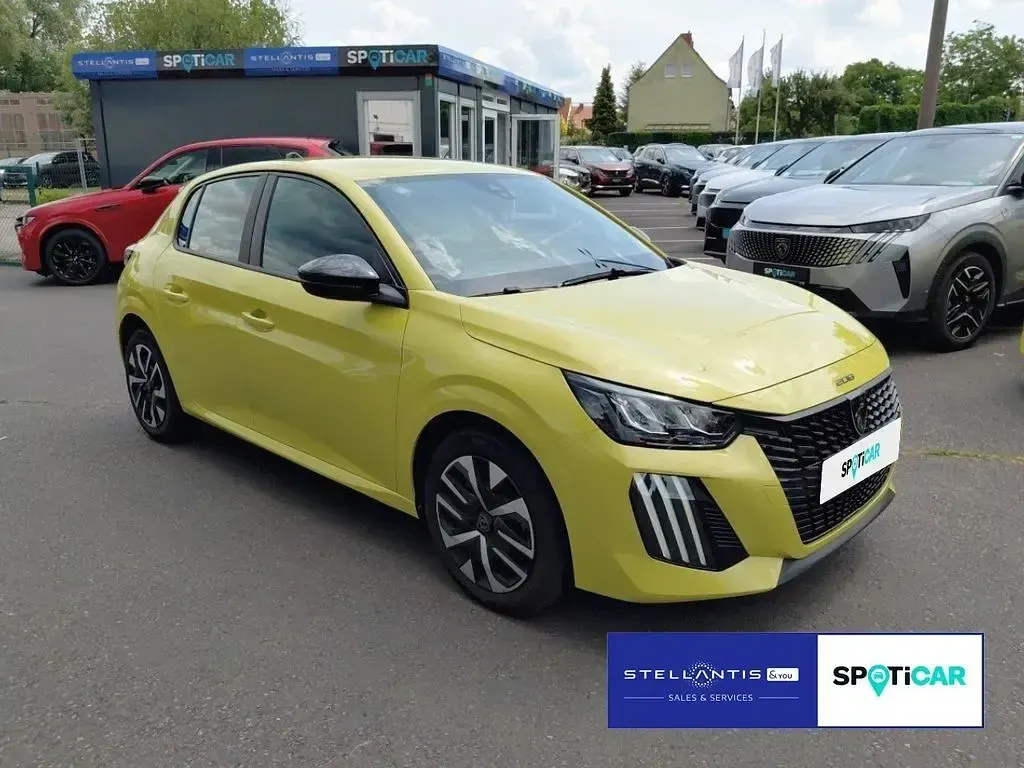Gebraucht Peugeot 208 Active 75 PS (55 kW) 2024 Gelb Kleinwagen