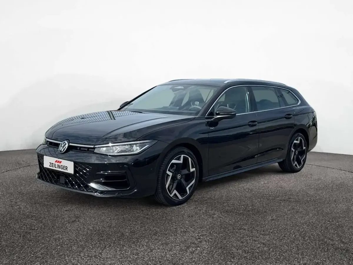 Nowe VW Passat R-line 265 KM (194 kW) 2026 Czarny Kombi