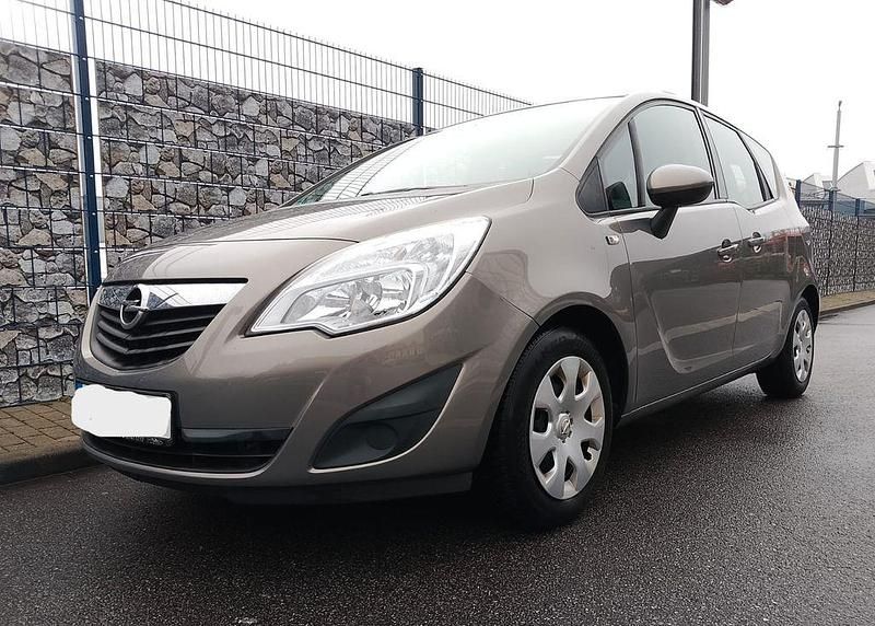 Gebraucht Opel Meriva Edition 101 PS (74 kW) 2012 Braun Van / Kleinbus