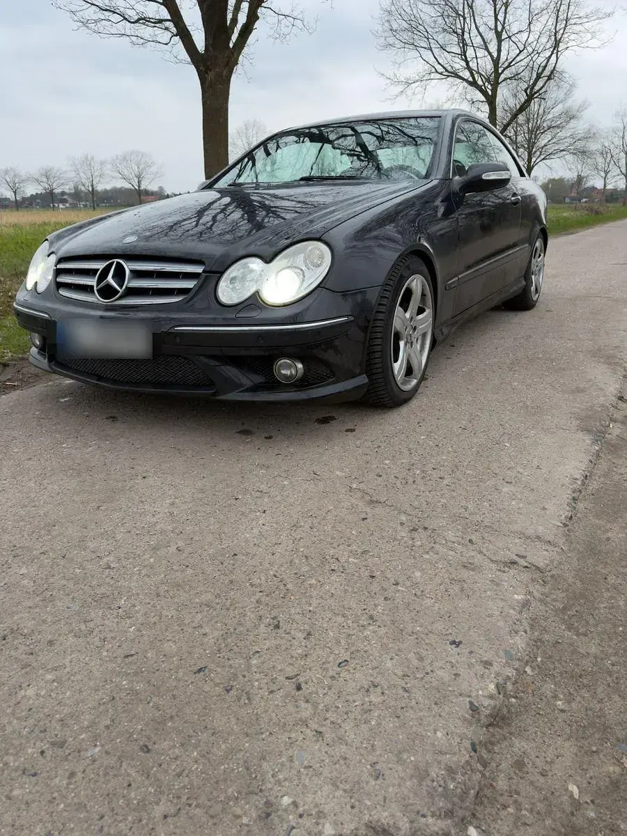 Gebraucht Mercedes CLK220 Elegance 150 PS (110 kW) 2007 Schwarz Coupé