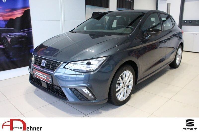 Magnetic grau Gebraucht 2023 Seat Ibiza FR Limousine | 20.480 € (Etwas zu teuer) - Bild 1/4