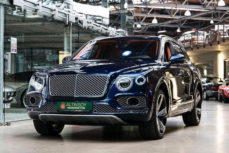 Gebraucht Bentley Bentayga Mulliner 608 PS (447 kW) 2016 Dark spphire SUV