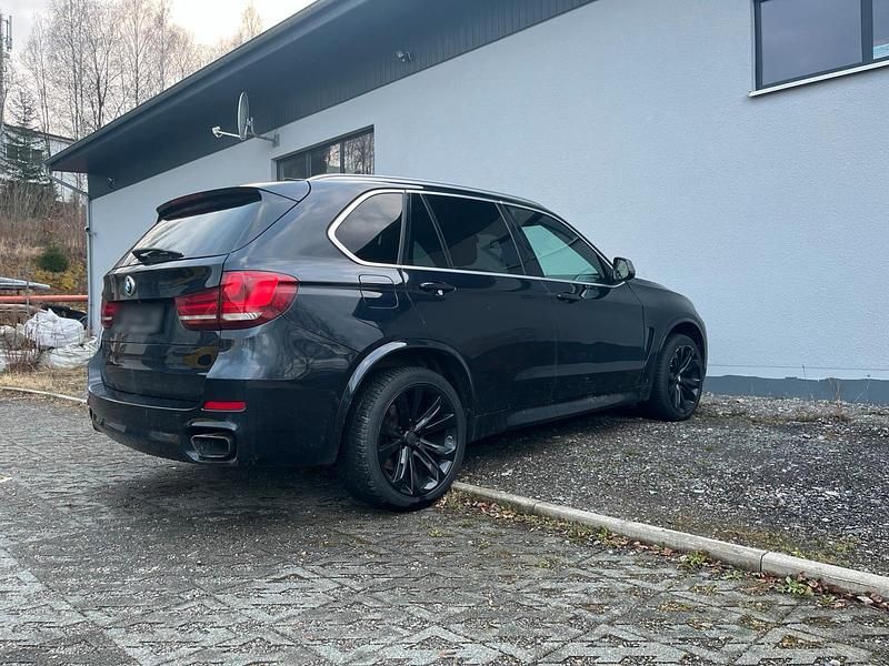Gebraucht BMW X5 381 PS (280 kW) 2014 Schwarz SUV