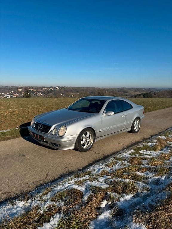 Silber Gebraucht 2002 Mercedes CLK200 Avantgarde Coupé | 2.300 € (Superpreis) - Bild 1/4
