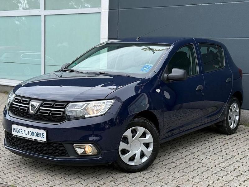 Blau Gebraucht 2018 Dacia Sandero Ambiance Kleinwagen | 5.490 € (Fairer Preis) - Bild 1/4