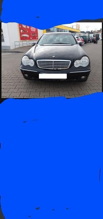 Schwarz Gebraucht 2003 Mercedes C200 Classic Limousine | 2.450 € (Guter Preis) - Bild 1/4