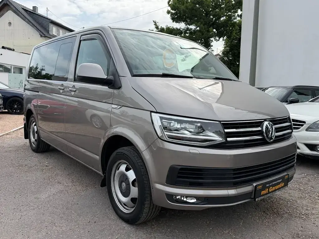 Gebraucht VW Caravelle 204 PS (150 kW) 2016 Beige Van