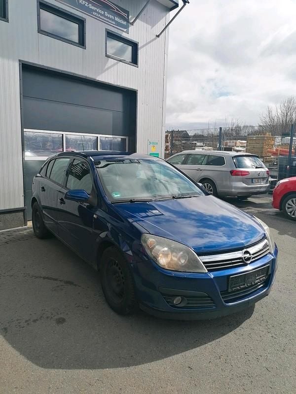 Gebraucht Opel Astra 105 PS (77 kW) 2006 Blau Limousine